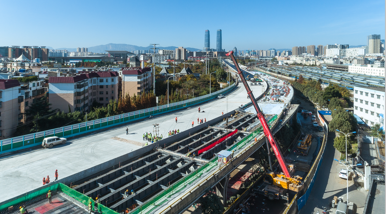 喬司至東湖路連接線高架路面提升工程